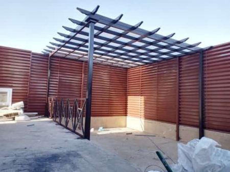 فني تركيب مظلات لكسان محترف بأسعار منافسة الرياض