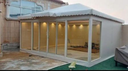 جلسات خارجية أنيقة مع بيوت الشعرحي البديعة