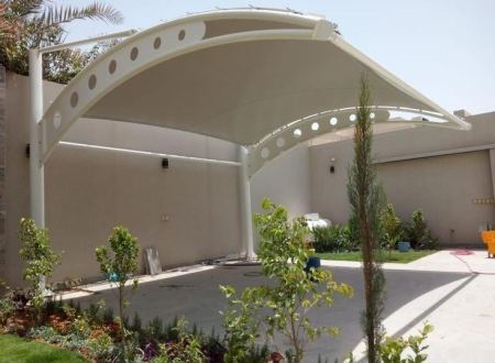 مظلات سيارات بتقنيات حديثة في الرياض تحافظ على برودة سيارتك طوال العام 